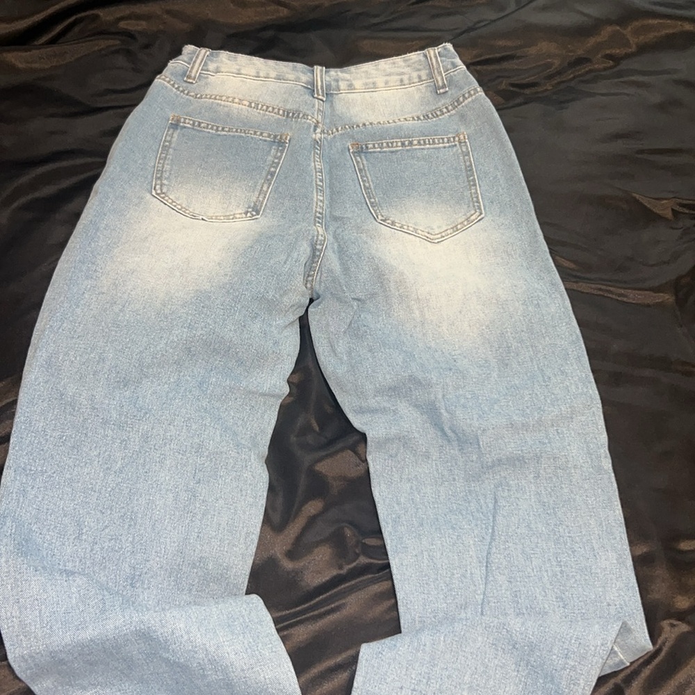 High Rise Jeans - Picture 3 of 3